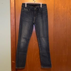 Levi mid rise skinny jeans